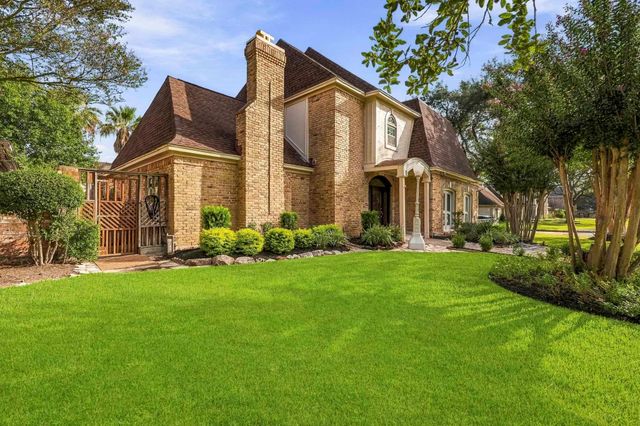 4310 Masters Drive, League City, TX 77573