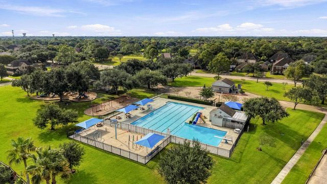 4310 Masters Drive, League City, TX 77573