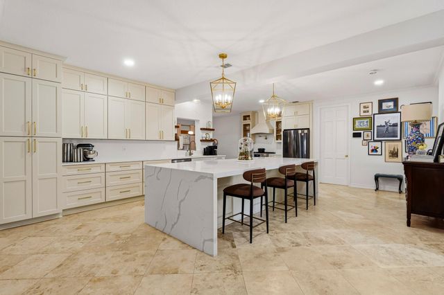 4310 Masters Drive, League City, TX 77573