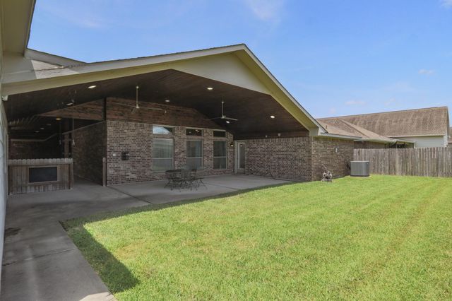 2109 Verde Valley Drive, League City, TX 77573