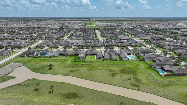 2109 Verde Valley Drive, League City, TX 77573