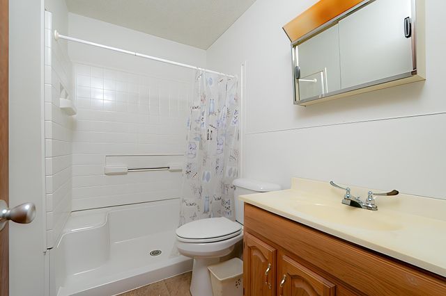 560 8th Street, Hawley, TX 79525