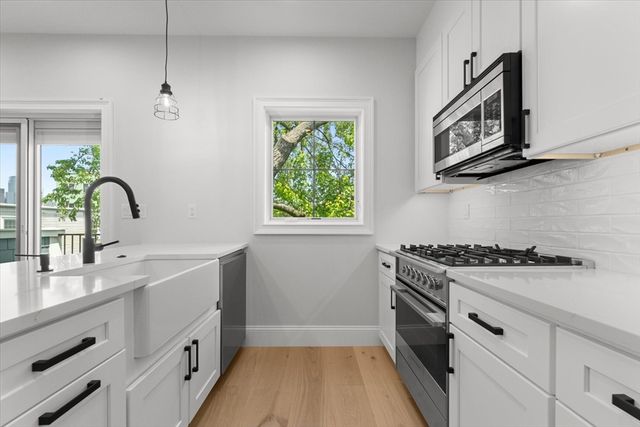 84 Baxter 3, Boston, MA 02127