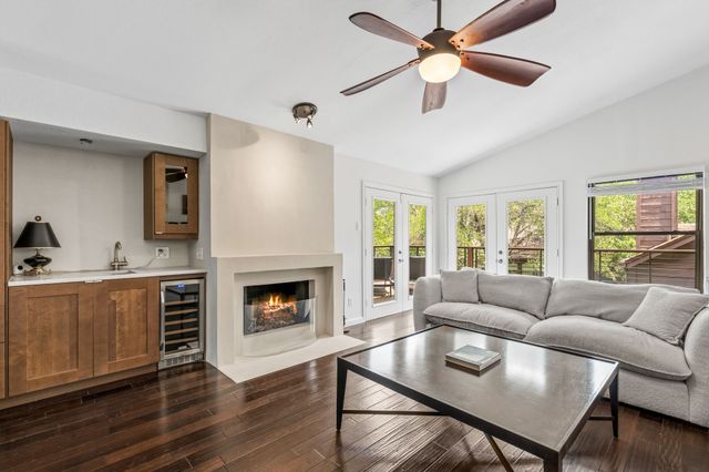6124 Summer Creek Circle, Dallas, TX 75231