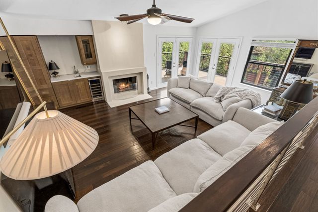 6124 Summer Creek Circle, Dallas, TX 75231