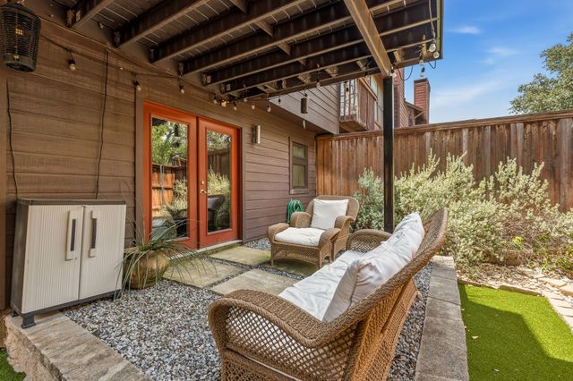 6124 Summer Creek Circle, Dallas, TX 75231