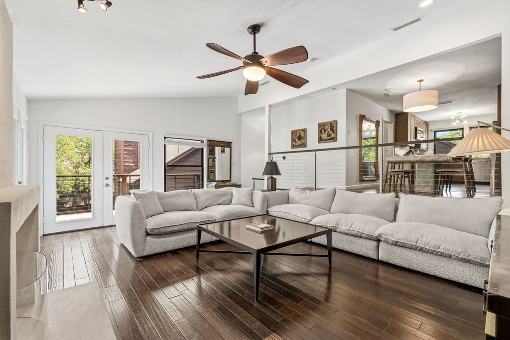 6124 Summer Creek Circle, Dallas, TX 75231