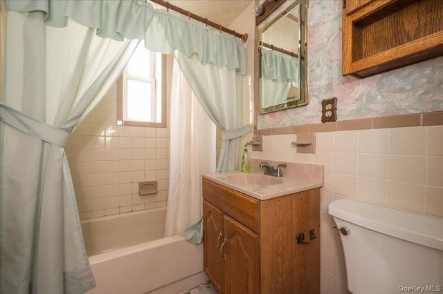 249 Quincy Avenue, Bronx, NY 10465