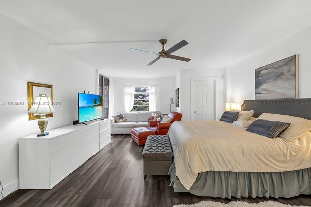 3910 Inverrary Boulevard 503-B, Lauderhill, FL 33319