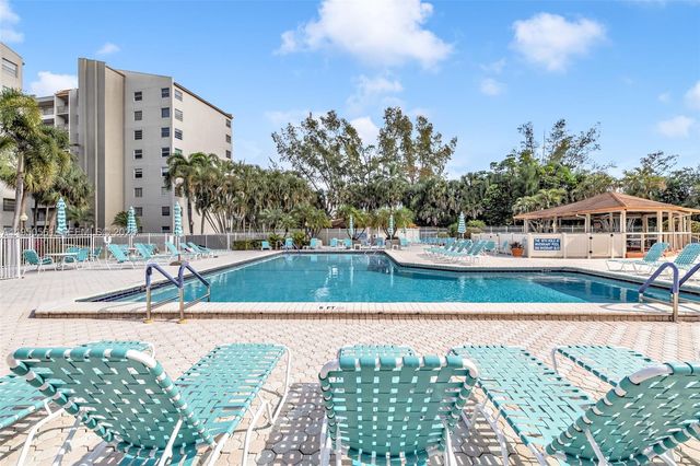 3910 Inverrary Boulevard 503-B, Lauderhill, FL 33319