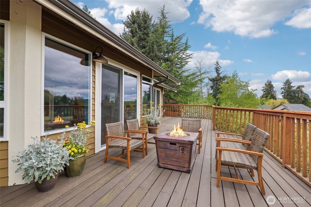 709 22nd Street SW, Puyallup, WA 98371
