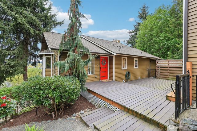 709 22nd Street SW, Puyallup, WA 98371