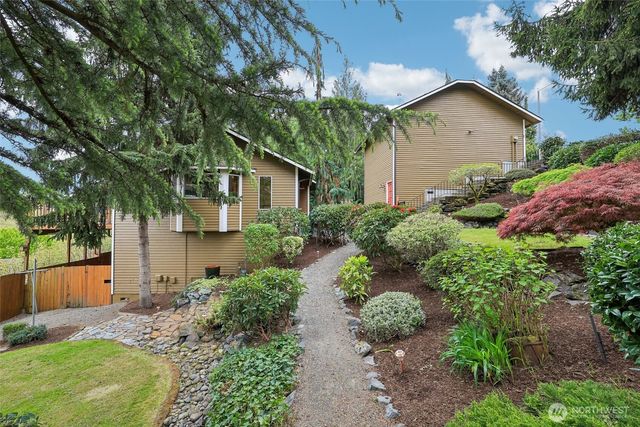 709 22nd Street SW, Puyallup, WA 98371
