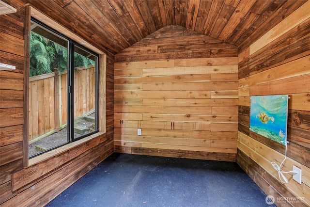 709 22nd Street SW, Puyallup, WA 98371