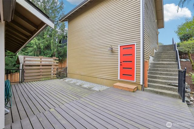 709 22nd Street SW, Puyallup, WA 98371