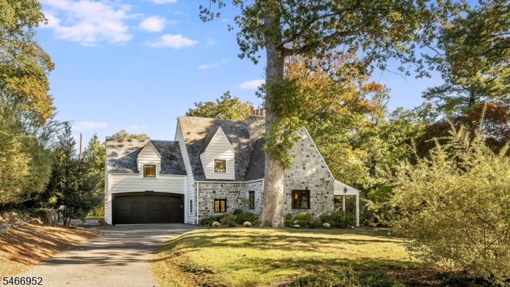 6 Sutherland Rd, Montclair Twp., NJ 07042 — photo 2