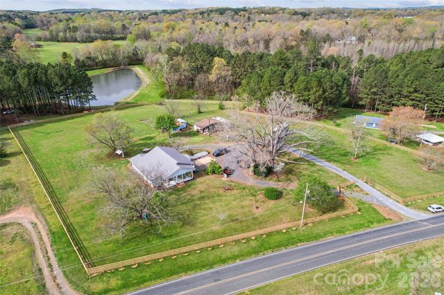 44134 Vickers Store Road, Albemarle, NC 28001