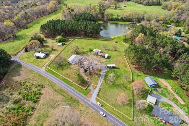 44134 Vickers Store Road, Albemarle, NC 28001