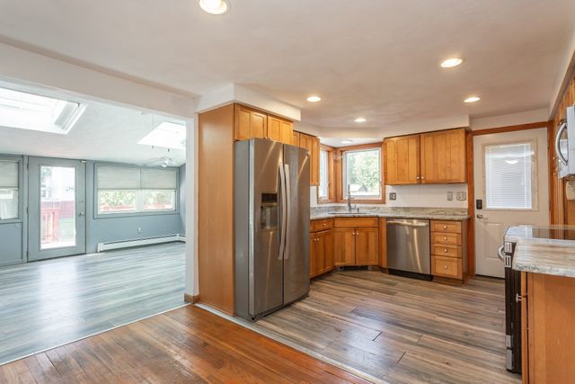 359 Pike Ave, Attleboro, MA 02703