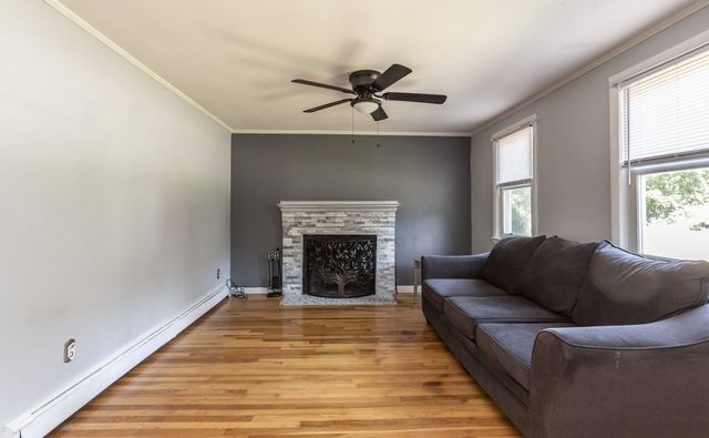 359 Pike Ave, Attleboro, MA 02703