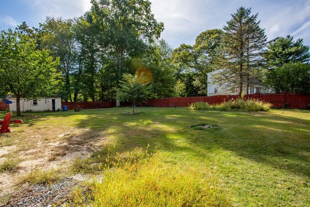 359 Pike Ave, Attleboro, MA 02703