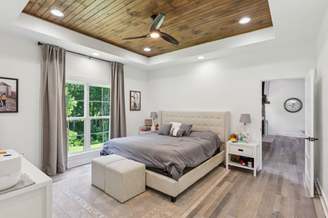 1930 Williams Rd, Lafayette, TN 37083