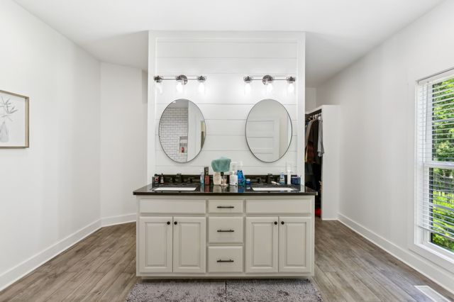 1930 Williams Rd, Lafayette, TN 37083