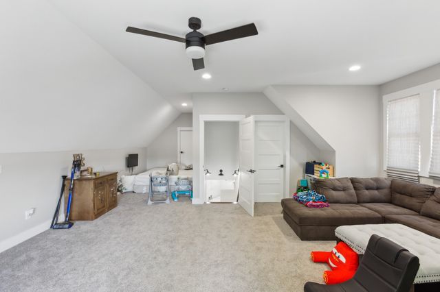 1930 Williams Rd, Lafayette, TN 37083