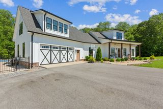 1930 Williams Rd, Lafayette, TN 37083