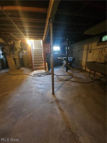 2177 Green Ridge Drive, Wickliffe, OH 44092