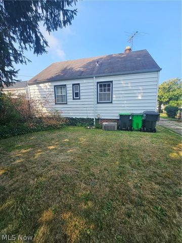 2177 Green Ridge Drive, Wickliffe, OH 44092