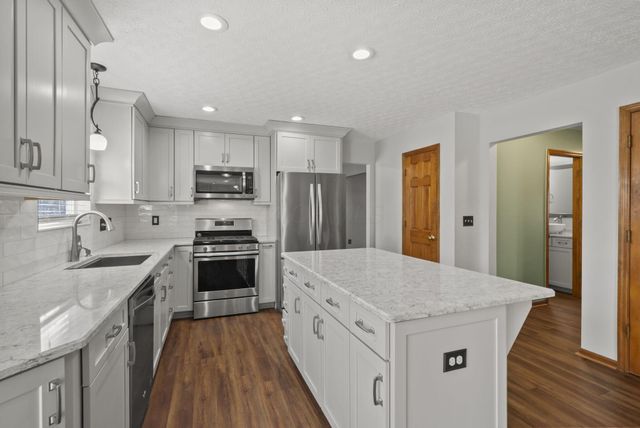 826 Elgin Circle, Pickerington, OH 43147