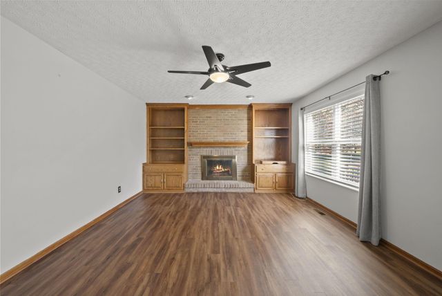 826 Elgin Circle, Pickerington, OH 43147