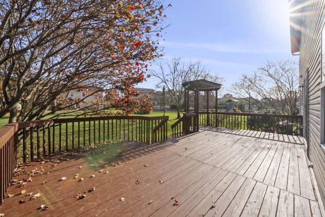 826 Elgin Circle, Pickerington, OH 43147