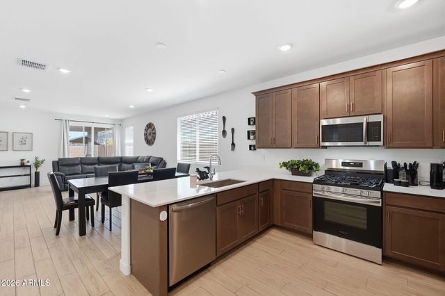 4572 E FRENCH Road E, San Tan Valley, AZ 85143