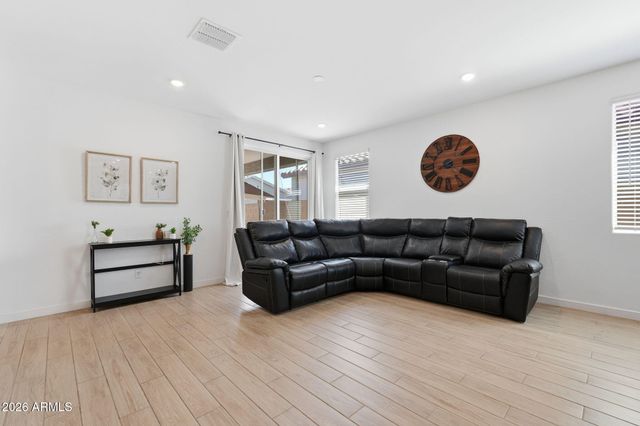 4572 E FRENCH Road E, San Tan Valley, AZ 85143