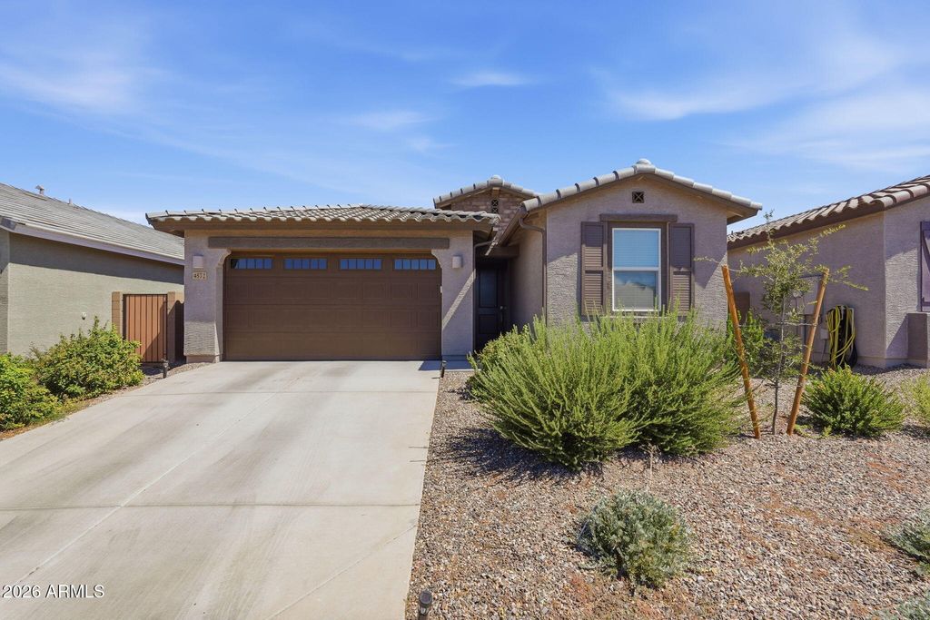 4572 E FRENCH Road E, San Tan Valley, AZ 85143