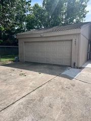 7847 Creekbend Drive, Houston, TX 77071