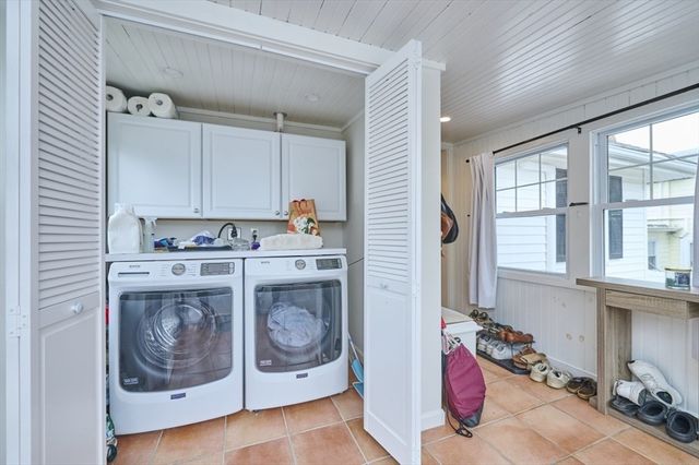 41 Lynde Ave, Melrose, MA 02176