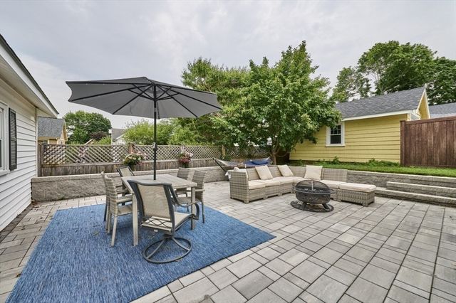 41 Lynde Ave, Melrose, MA 02176