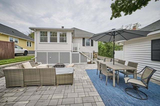 41 Lynde Ave, Melrose, MA 02176