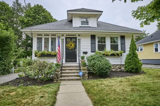 41 Lynde Ave, Melrose, MA 02176