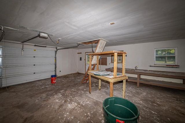 3325 S Lightner Lane, Oklahoma City, OK 73179