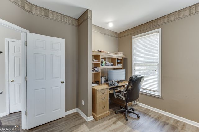 3795 Regal Oaks Drive, Suwanee, GA 30024