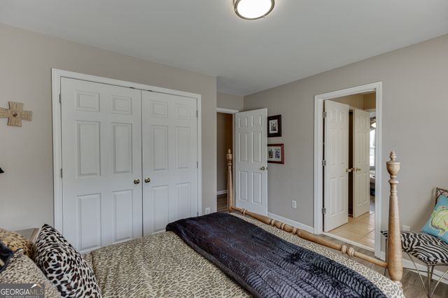 3795 Regal Oaks Drive, Suwanee, GA 30024