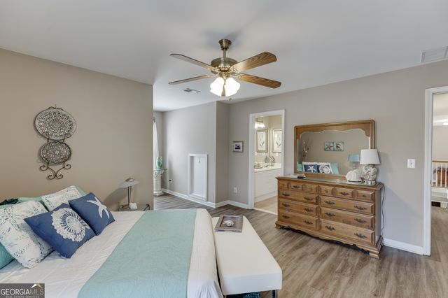 3795 Regal Oaks Drive, Suwanee, GA 30024