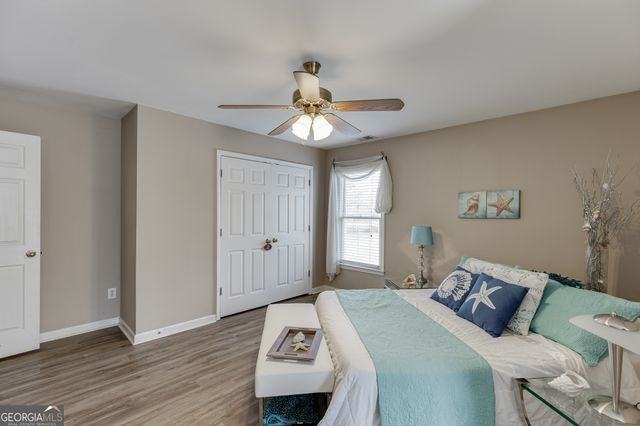 3795 Regal Oaks Drive, Suwanee, GA 30024