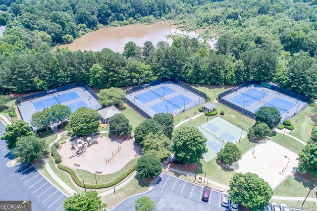 3795 Regal Oaks Drive, Suwanee, GA 30024