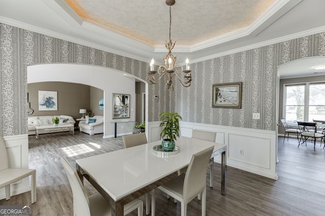 3795 Regal Oaks Drive, Suwanee, GA 30024