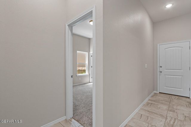 806 HC Gilbert Minjares Drive A, Socorro, TX 79927